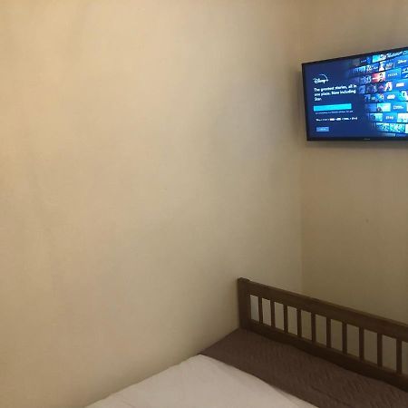 Elegant Devon Villa ลูตัน ภายนอก รูปภาพ