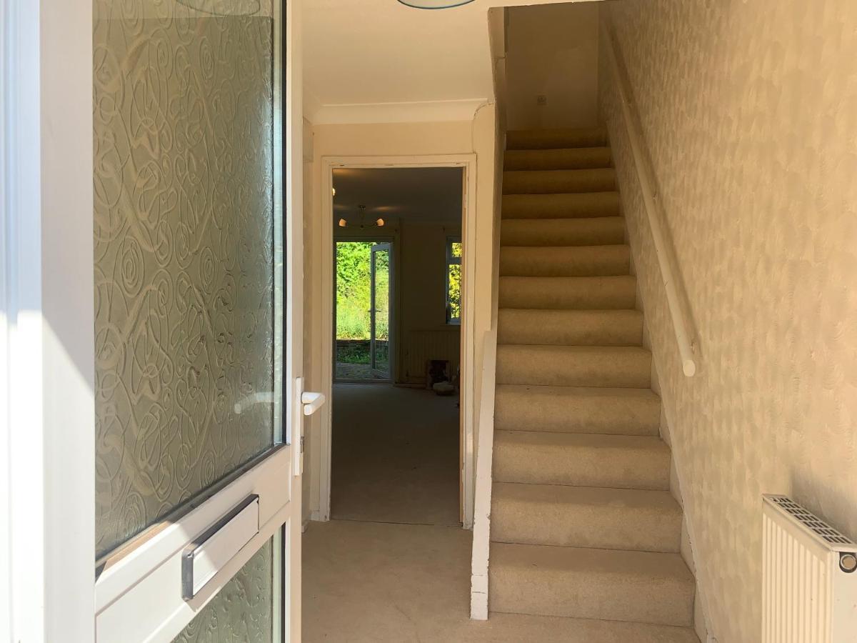 Elegant Devon Villa ลูตัน ภายนอก รูปภาพ
